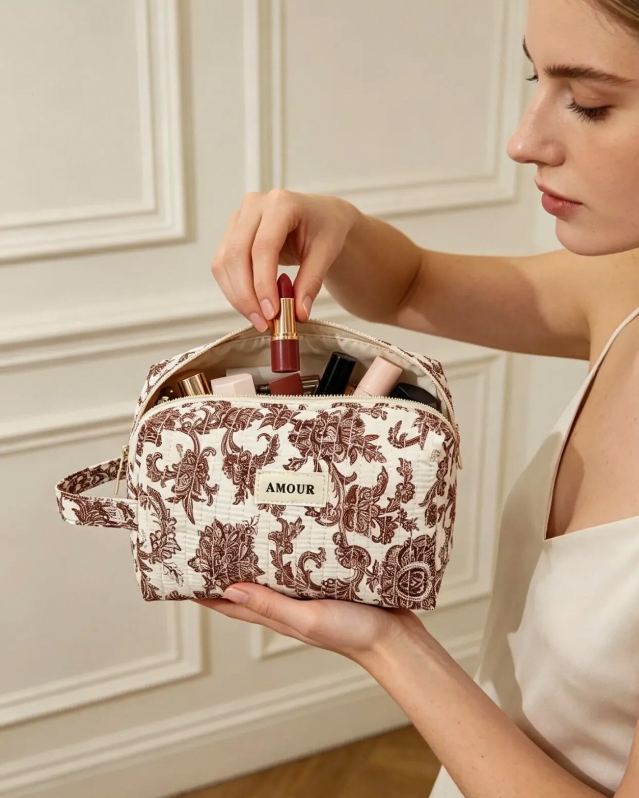 Grossista PROMISE - Beauty case in cotone trapuntato stampato con cerniera superiore