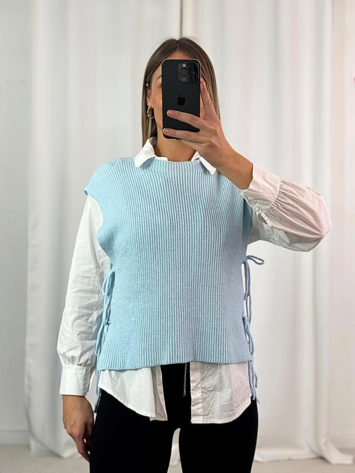 Grossista PROMISE - Maglione senza maniche legato ai lati