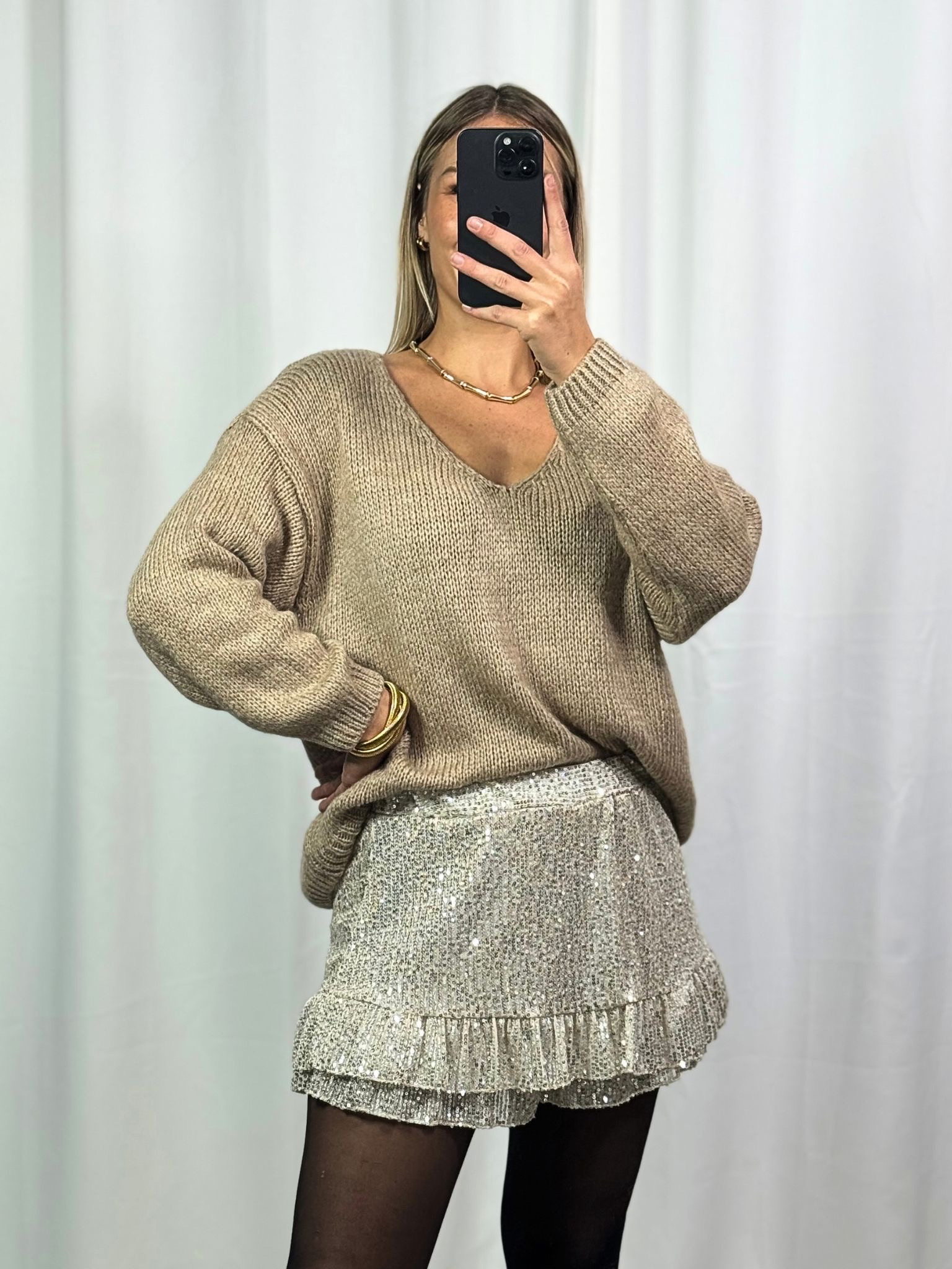Wholesaler PROMISE - Sequin skirt effect shorts