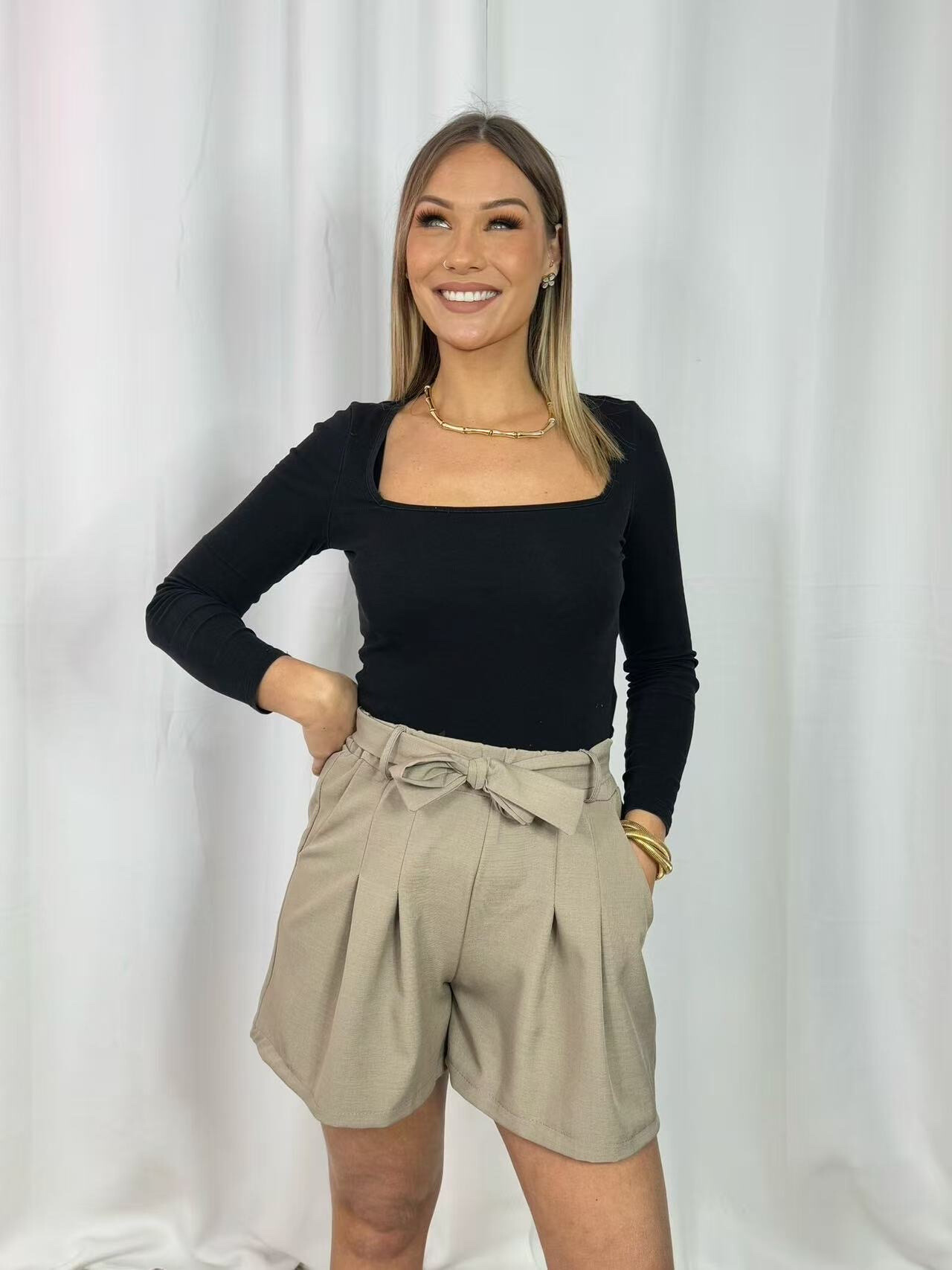 Wholesaler PROMISE - High cord high -waist shorts to tie