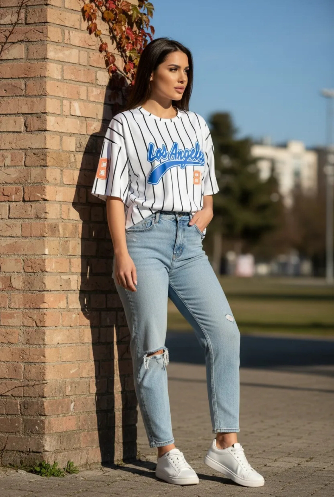 Grossista PROMISE - T-shirt a righe “Los Angeles”.