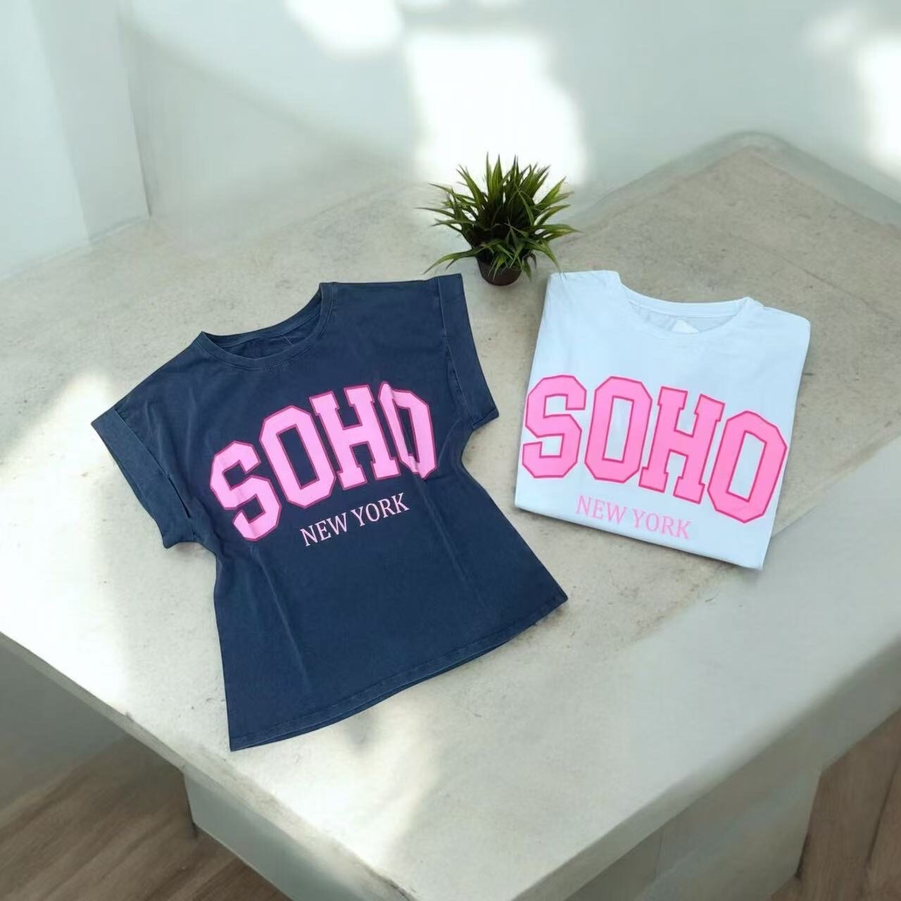 Grossiste PROMISE - T-shirt imprimé Soho