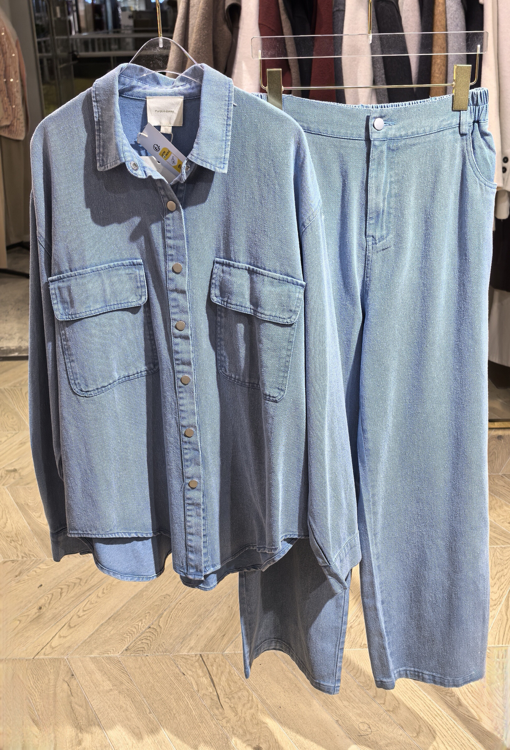 Wholesaler PURPLE QUEEN - oversized jean set