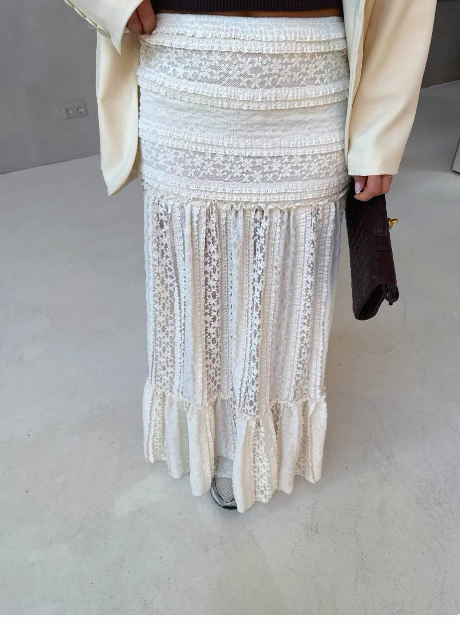 Wholesaler PURPLE QUEEN - double lace skirt
