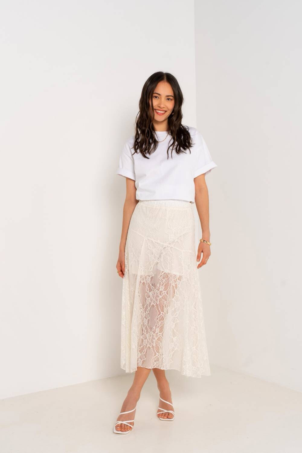 Wholesaler PURPLE QUEEN - Long lace skirt