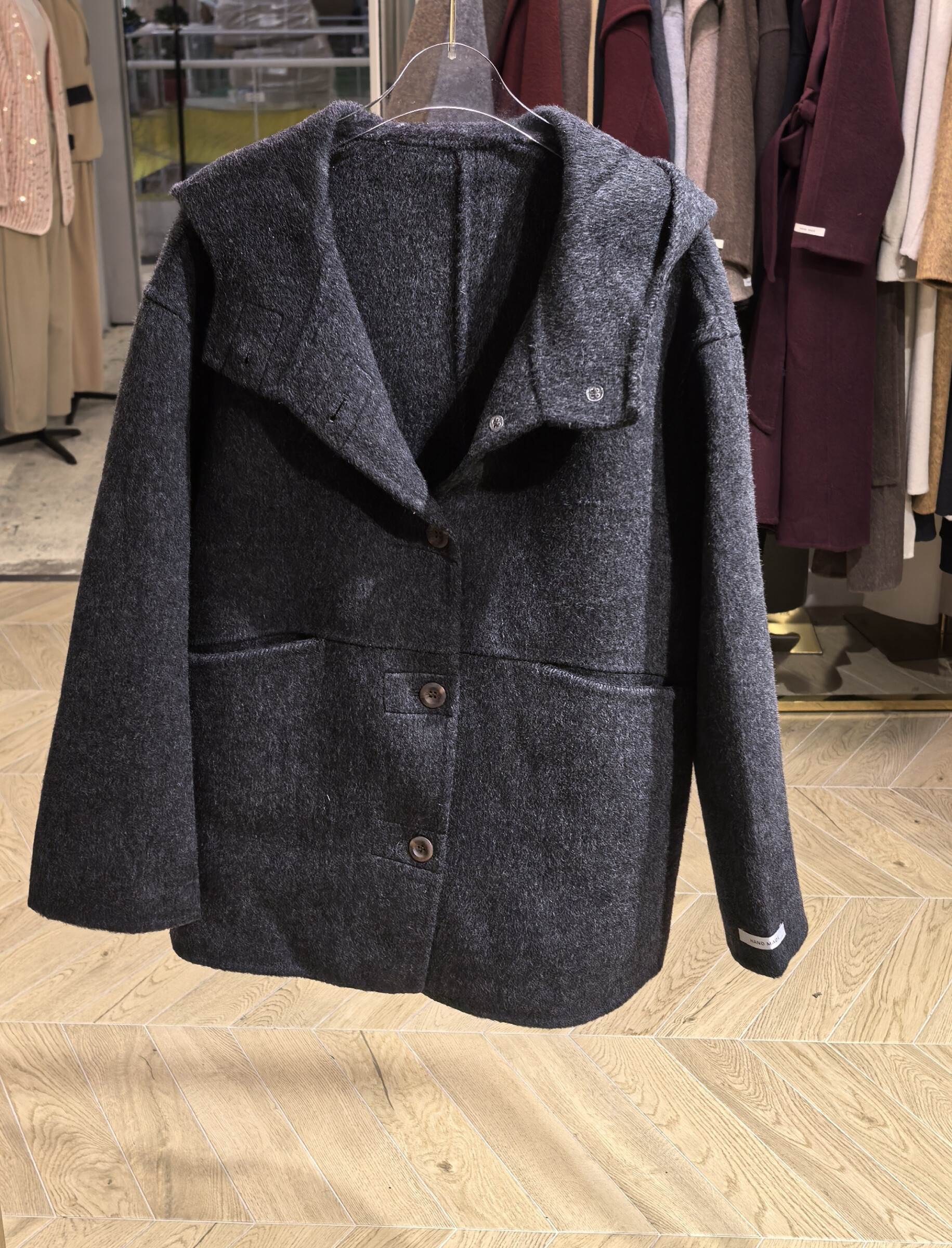 Wholesaler PURPLE QUEEN - JACKET IN 100 HANDMADE WOOL