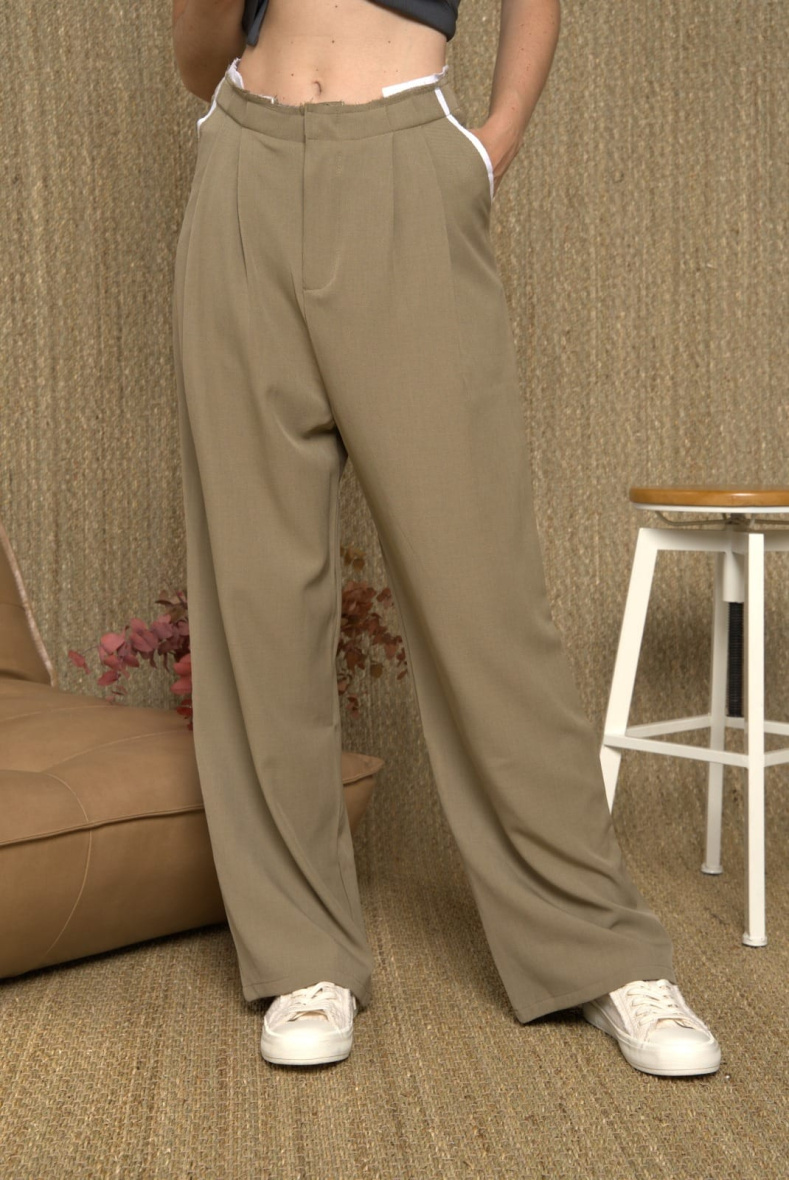 Grossiste PURPLE QUEEN - pantalons