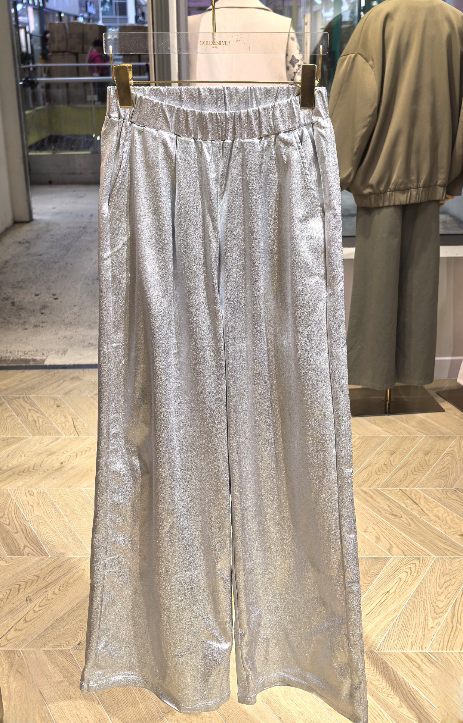 Grossiste PURPLE QUEEN - Pantalons  brillant