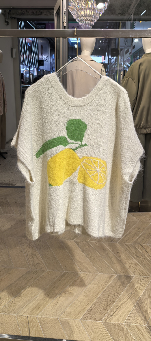 Wholesaler PURPLE QUEEN - sweater with rhinestone lemon