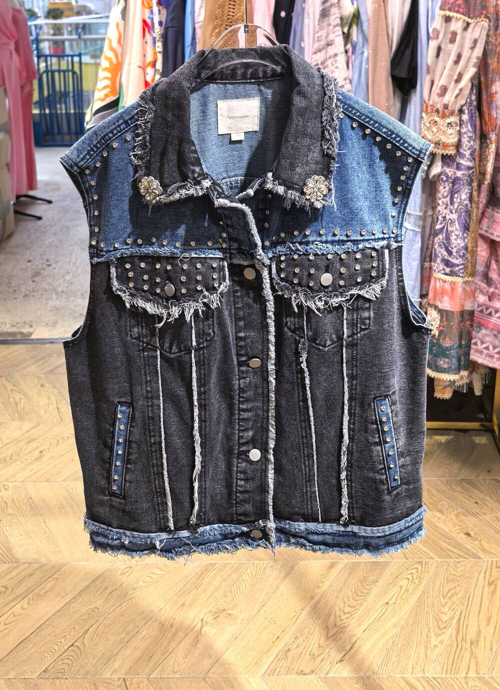 Wholesaler PURPLE QUEEN - Robert JEAN VESTE