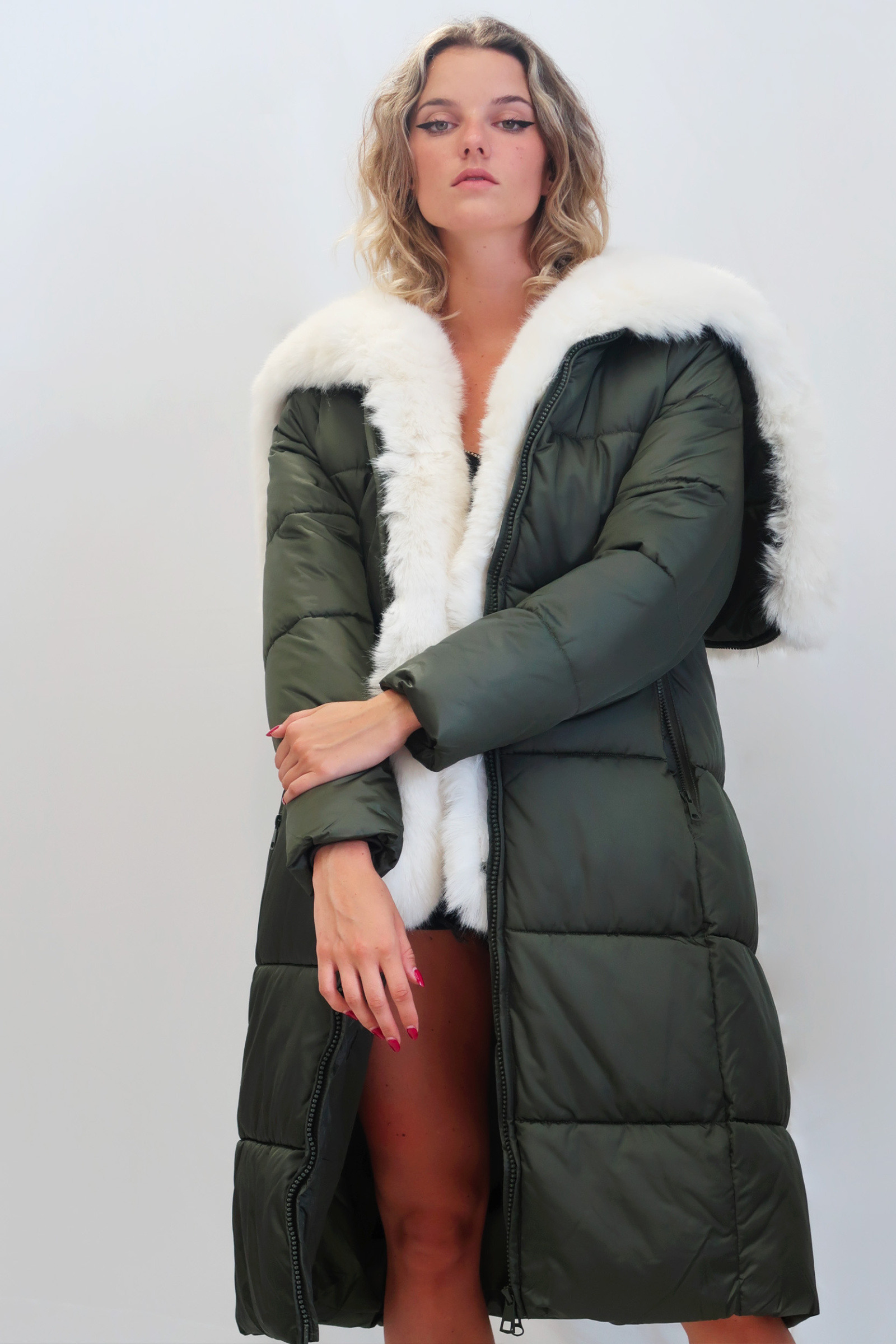 Grossiste QUEEN DRAMA - Manteau d'hiver long pour femme avec capuche, fausse fourrure, fermeture éclair et poches, fermeture à glissière.