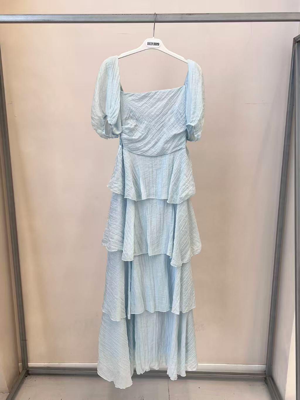 Wholesaler QUEEN DRAMA - SPRING DRESS WITH PUFF SLEEVES