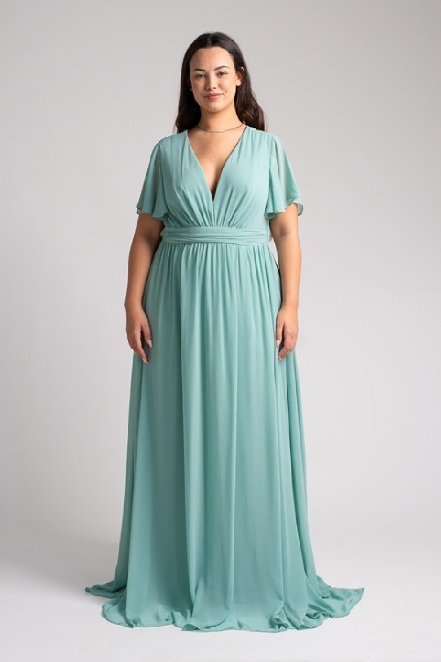 Wholesaler Queen Size - Plus size long dress with a plunging neckline and V-back