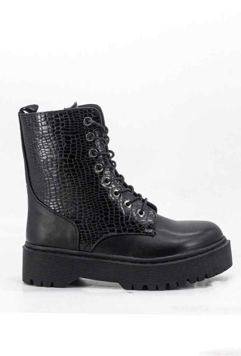 Wholesaler Queen Vivi - Lace up ankle boots