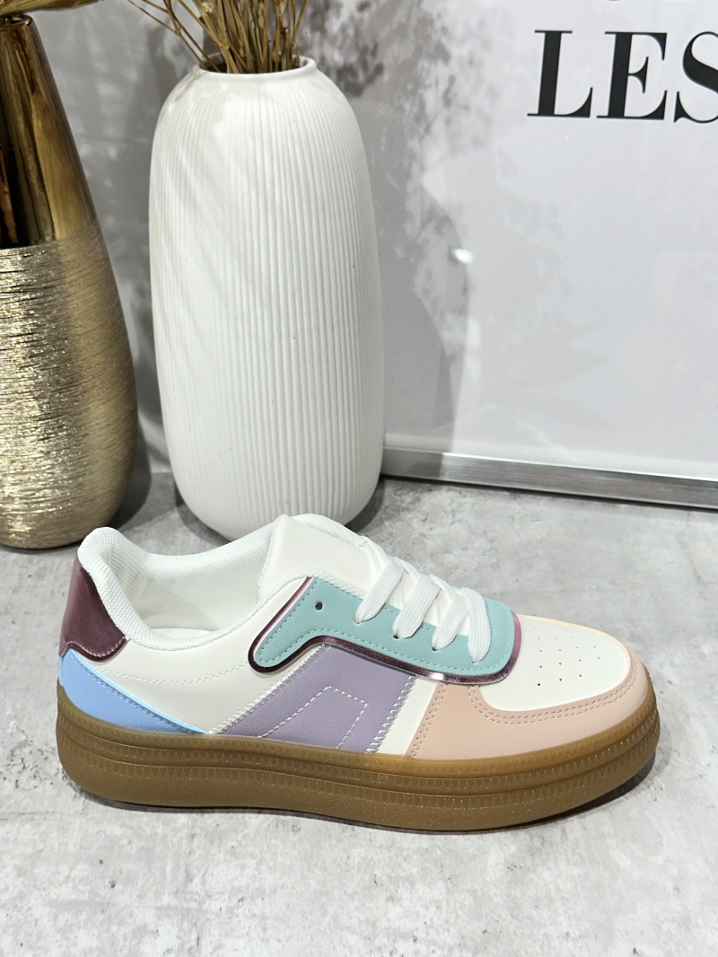 Grossiste R and BE - SP531 Baskets femme avec semelle couleur gomme