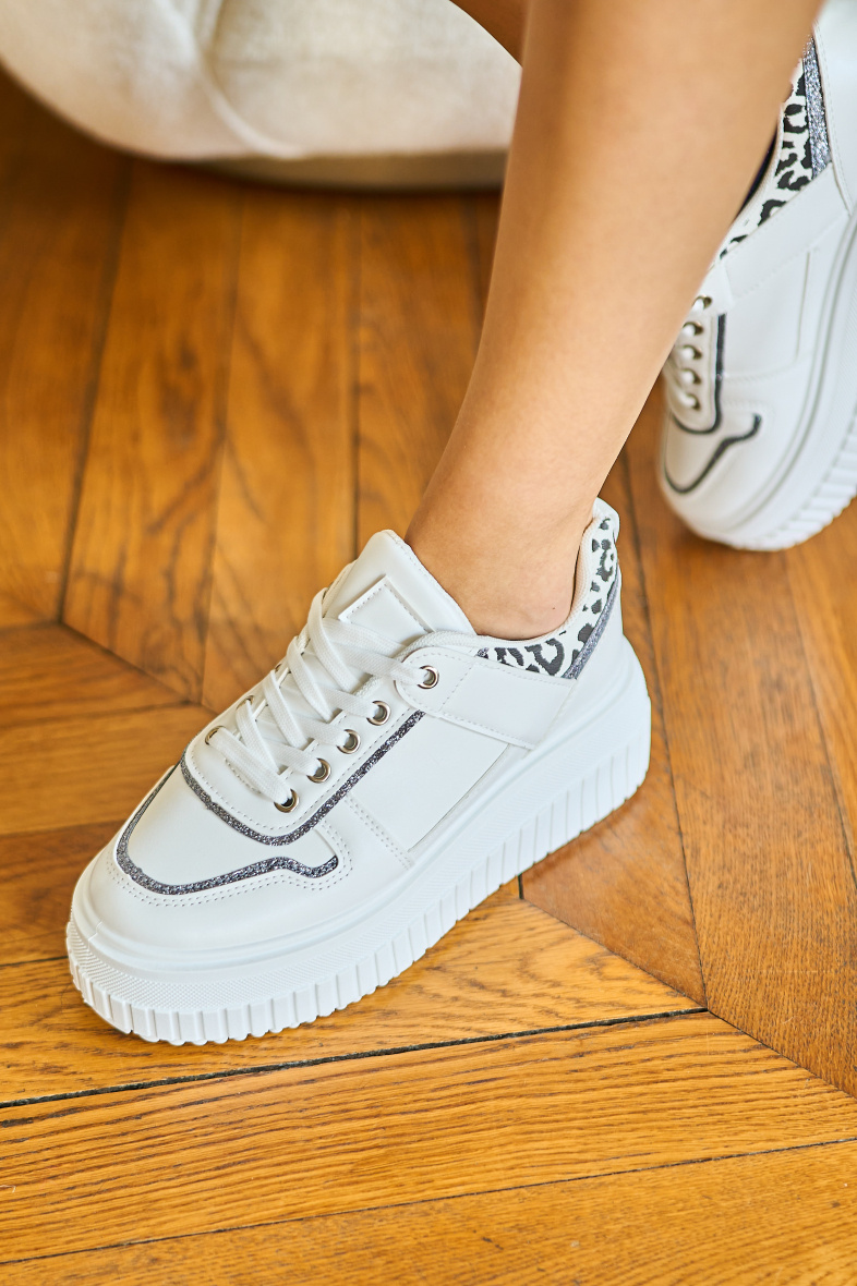 Grossiste R and BE - SP511N baskets à semelle épaisse avec lacets et arrière léopard