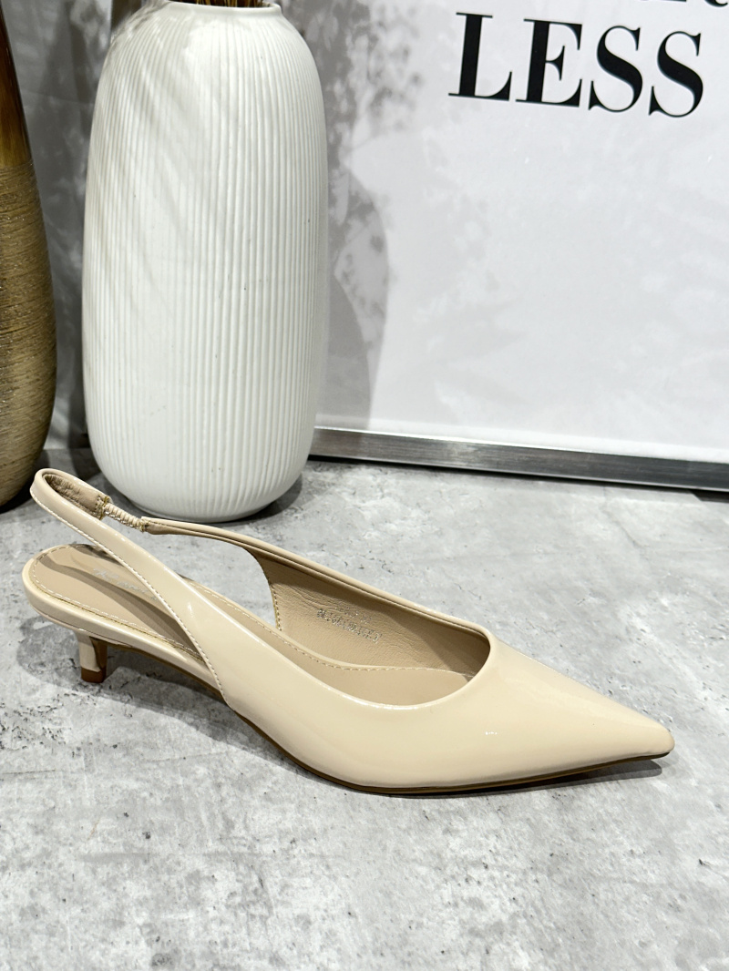 Wholesaler R and BE - Women's thin heel pumps with soft sole.