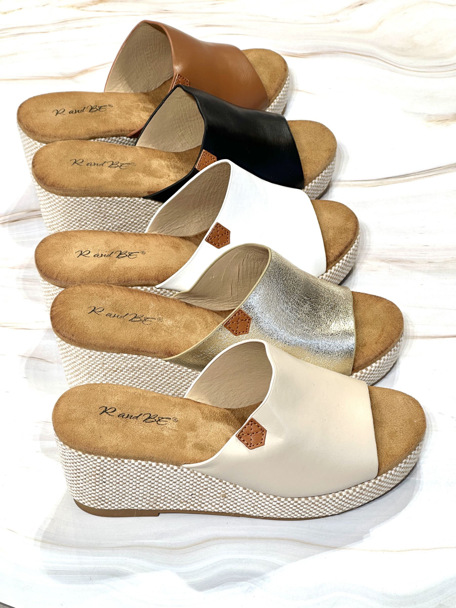 Wholesaler R and BE - BK524 Wedge mules with straw sole
