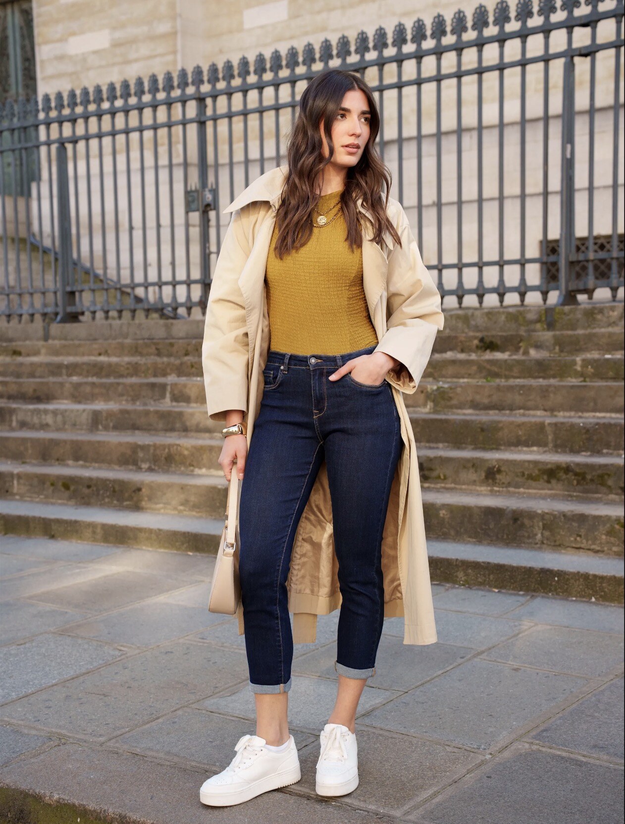 Grossista R-Display - Jeans in Denim Grezzo Rilassati