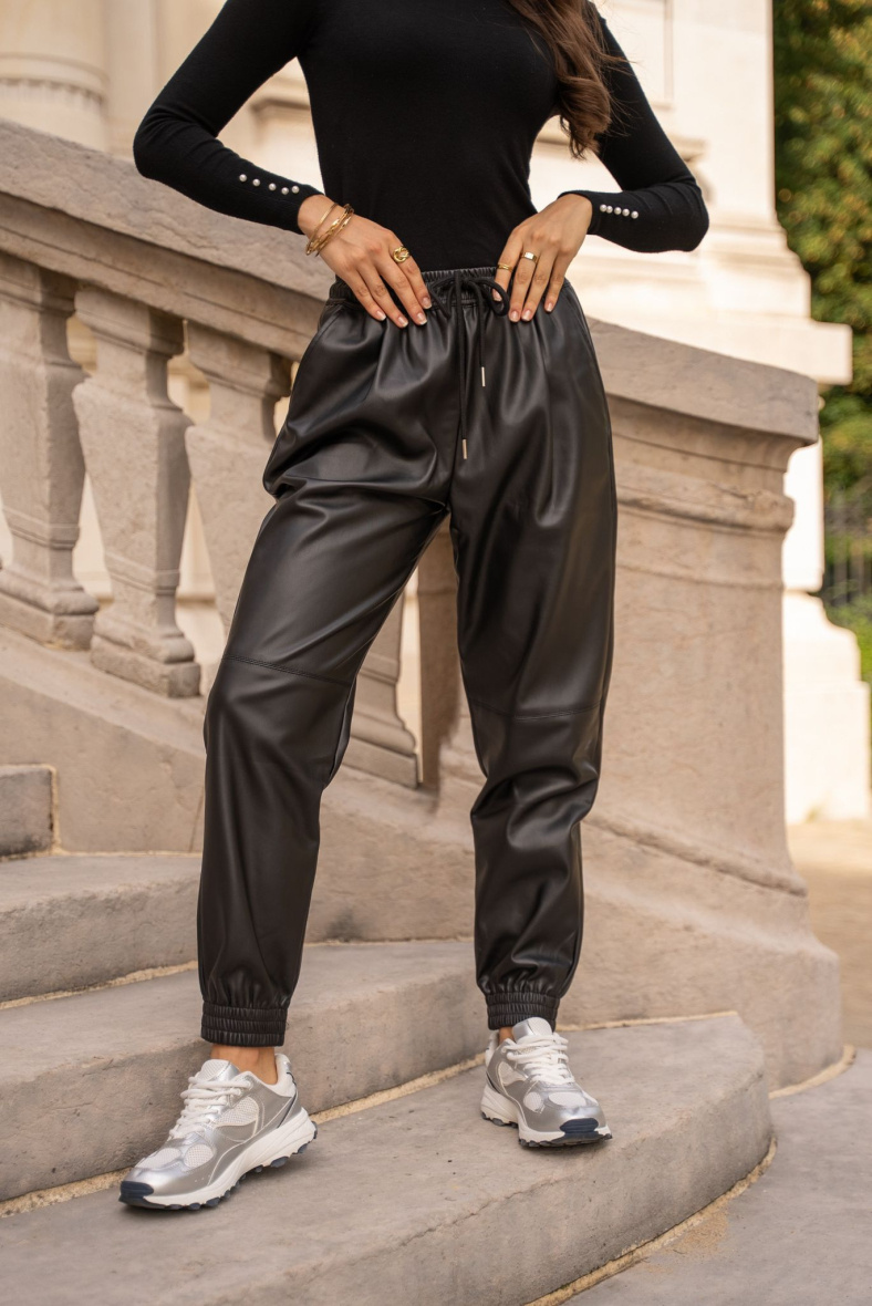 FAUX LEATHER JOGGING PANTS