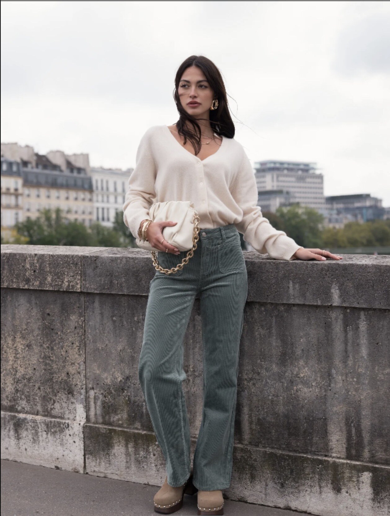 Grossiste R-Display - Pantalon Wide Leg en velour Pistache