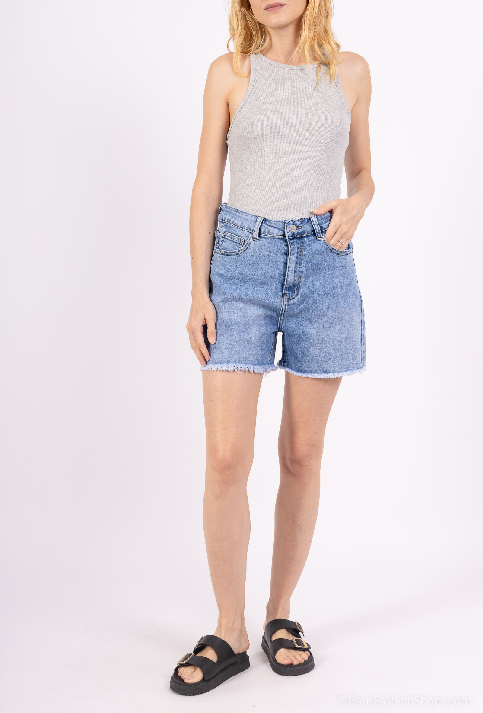 Grossiste R.Jonaco - Short en jeans