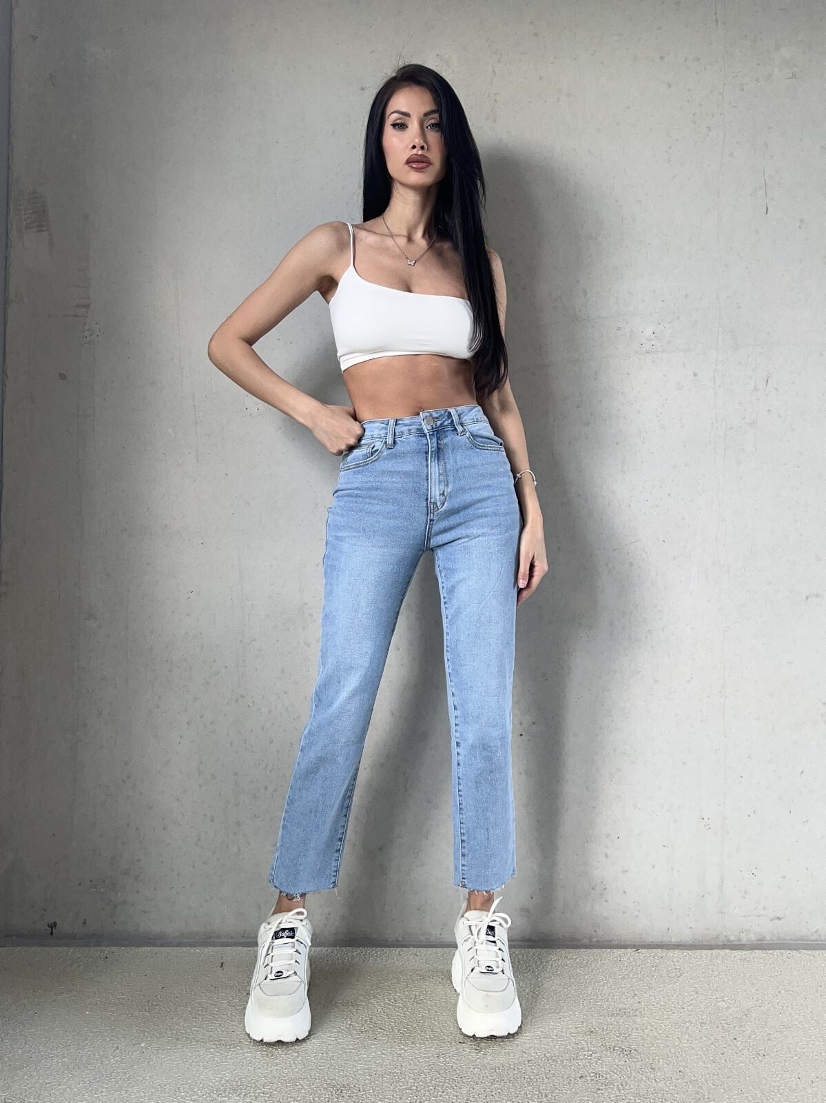 Wholesaler Redial - Mom fit blue stretch jeans