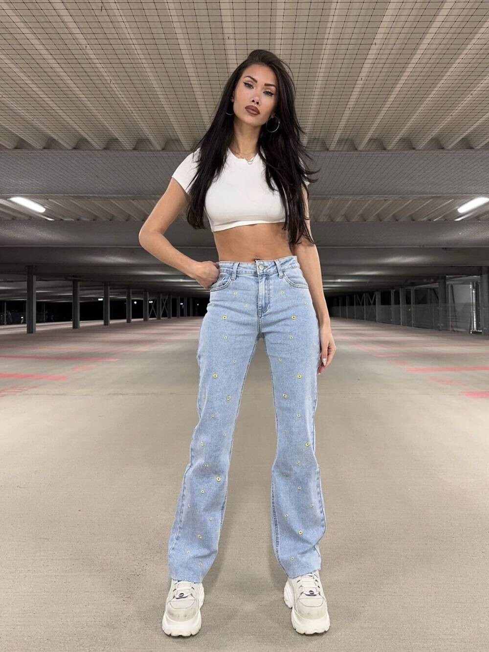 Wholesaler Redial - Jean Straight Fit with a sunflower pattern