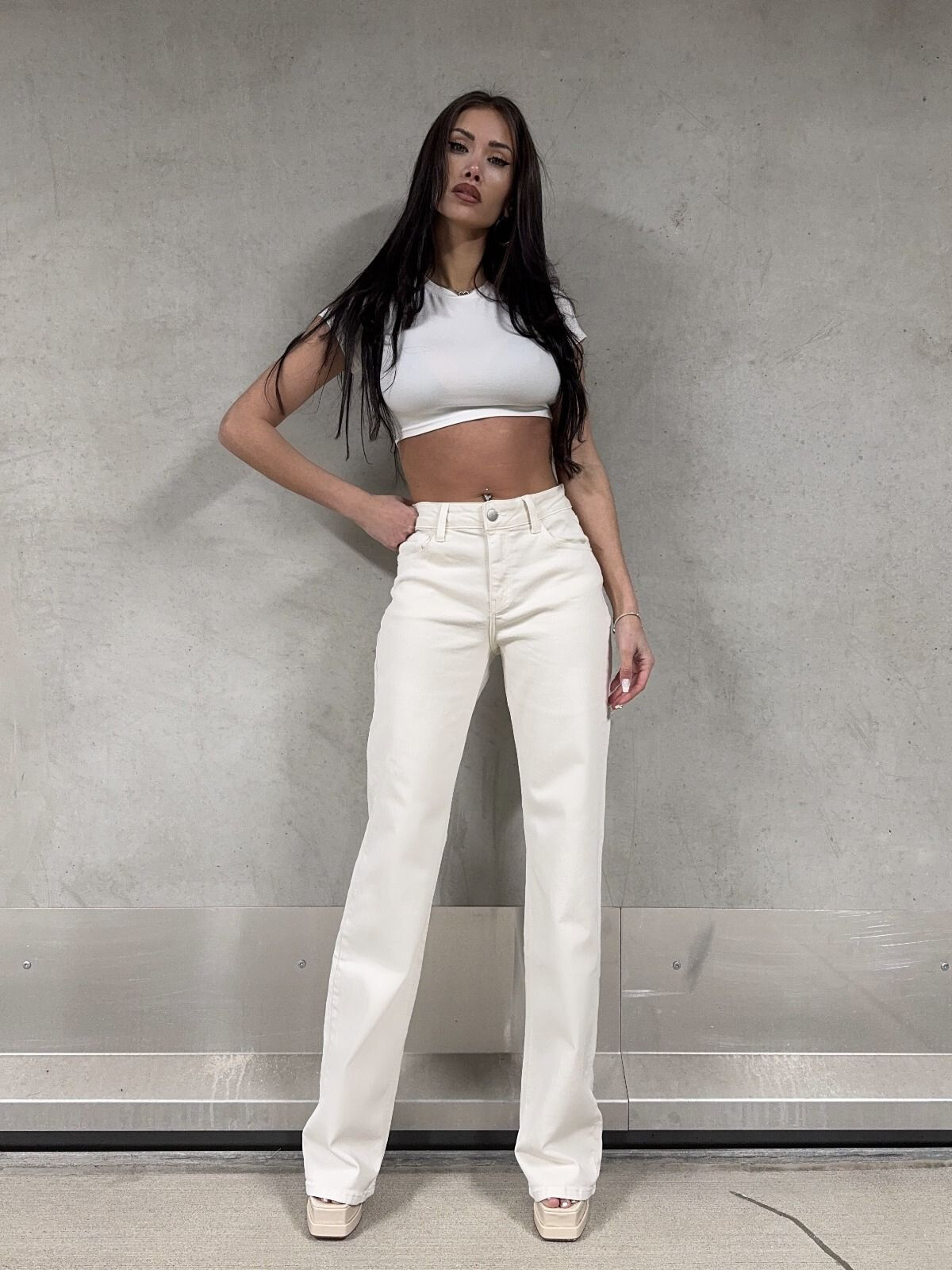 Wholesaler Redial - Extra Long Wide Leg Beige Jean Size Mid High