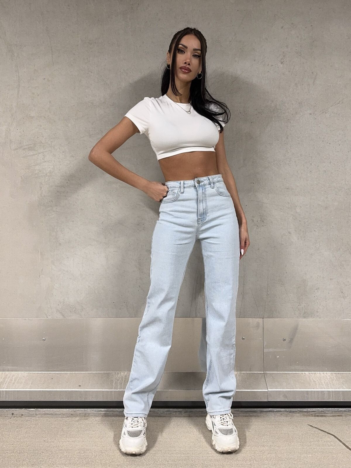 Wholesaler Redial - Mid-wide leg light blue stretch