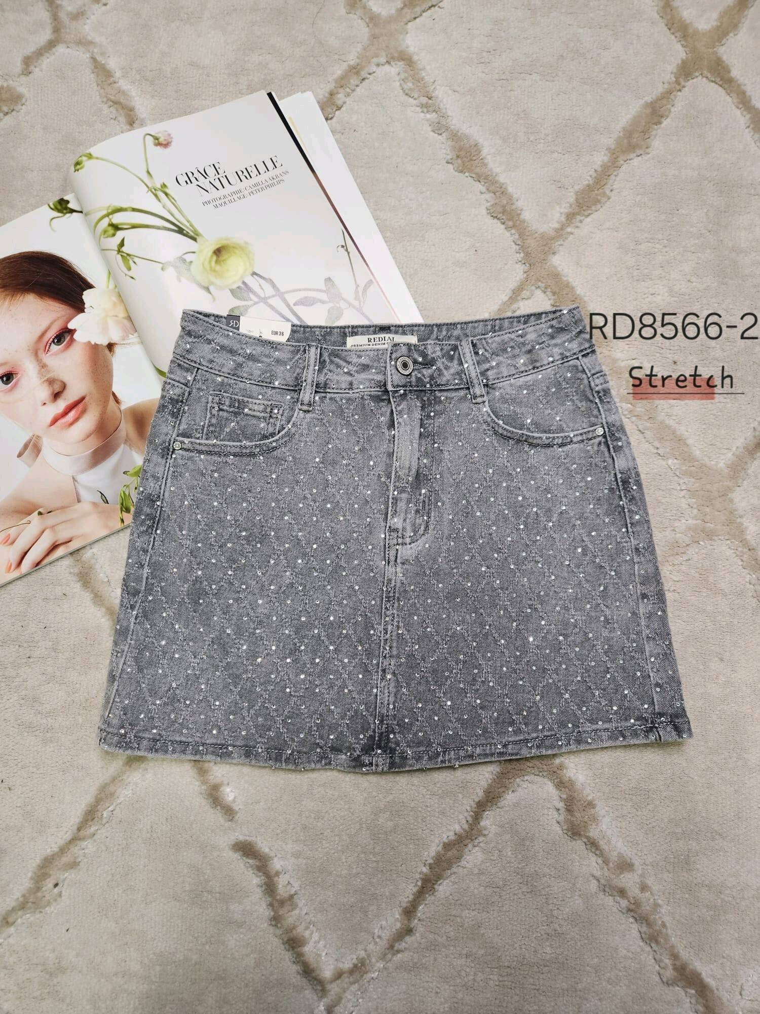 Wholesaler Redial - Short denim skirt in rhinestones