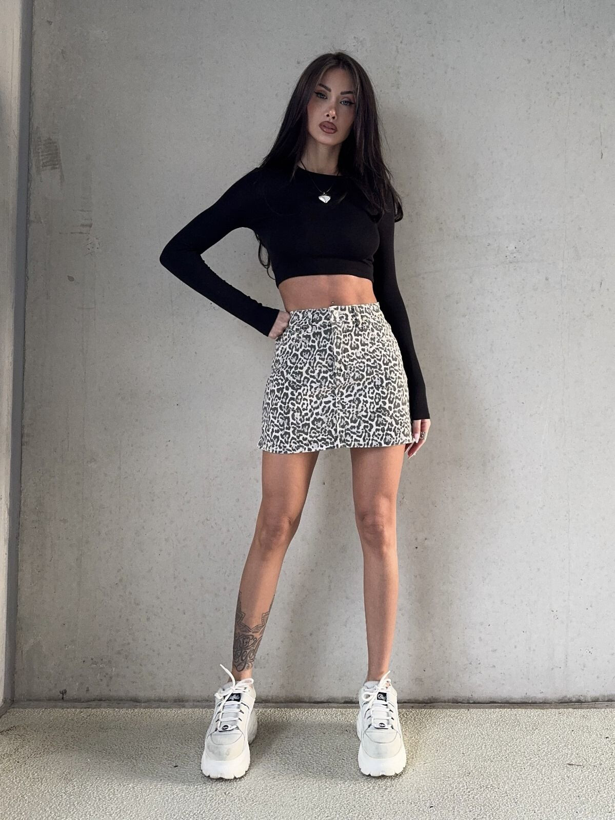 Wholesaler Redial - Leopard-print short skirt