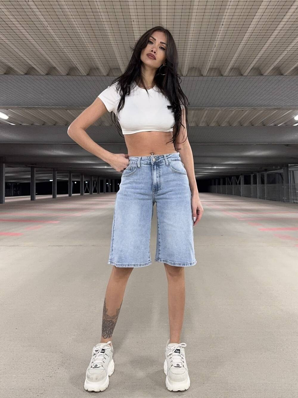 Grossista Redial - Bermuda in jeans svasato