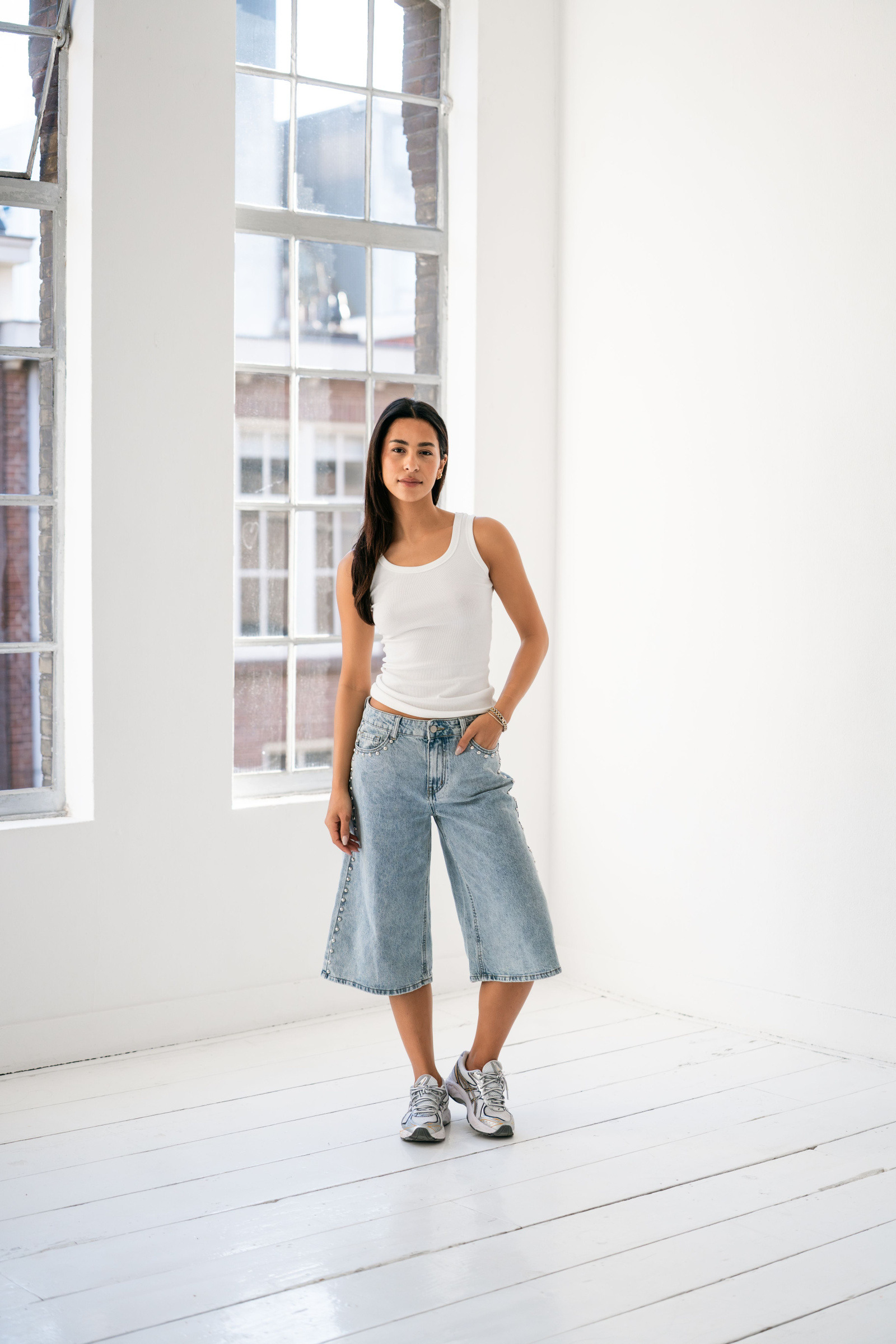 Wholesaler REDIAL - Studded Bermuda shorts