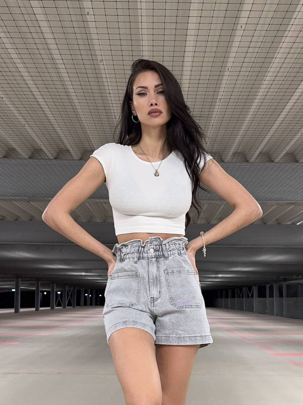 Grossiste Redial - Short en jean style paperbag