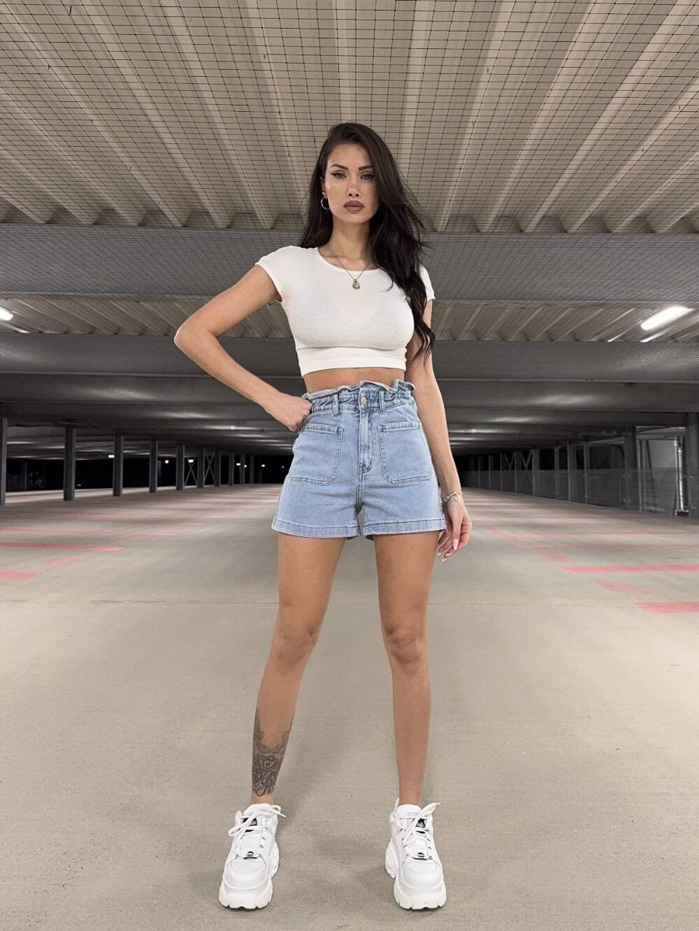 Wholesaler Redial - Paperbag style denim shorts