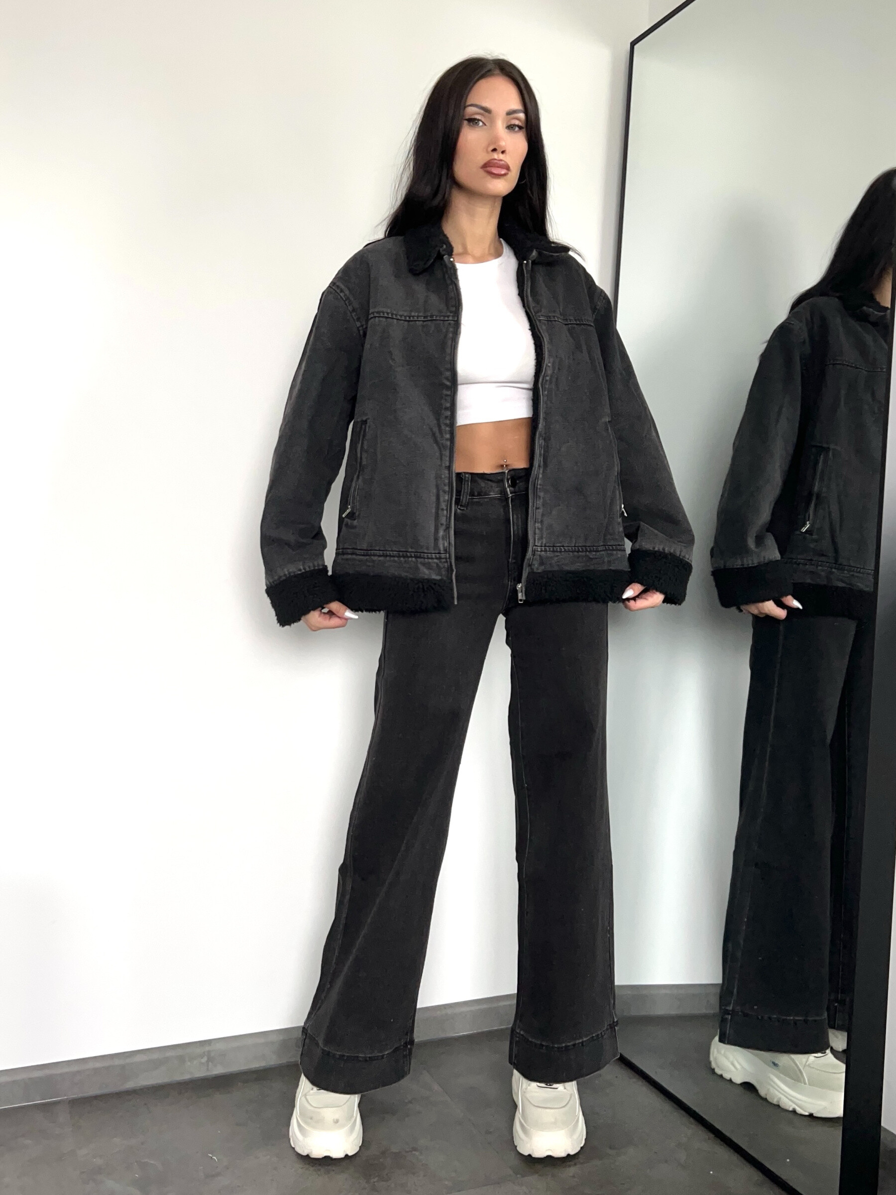 Wholesaler Redial - Black denim jacket with fur
