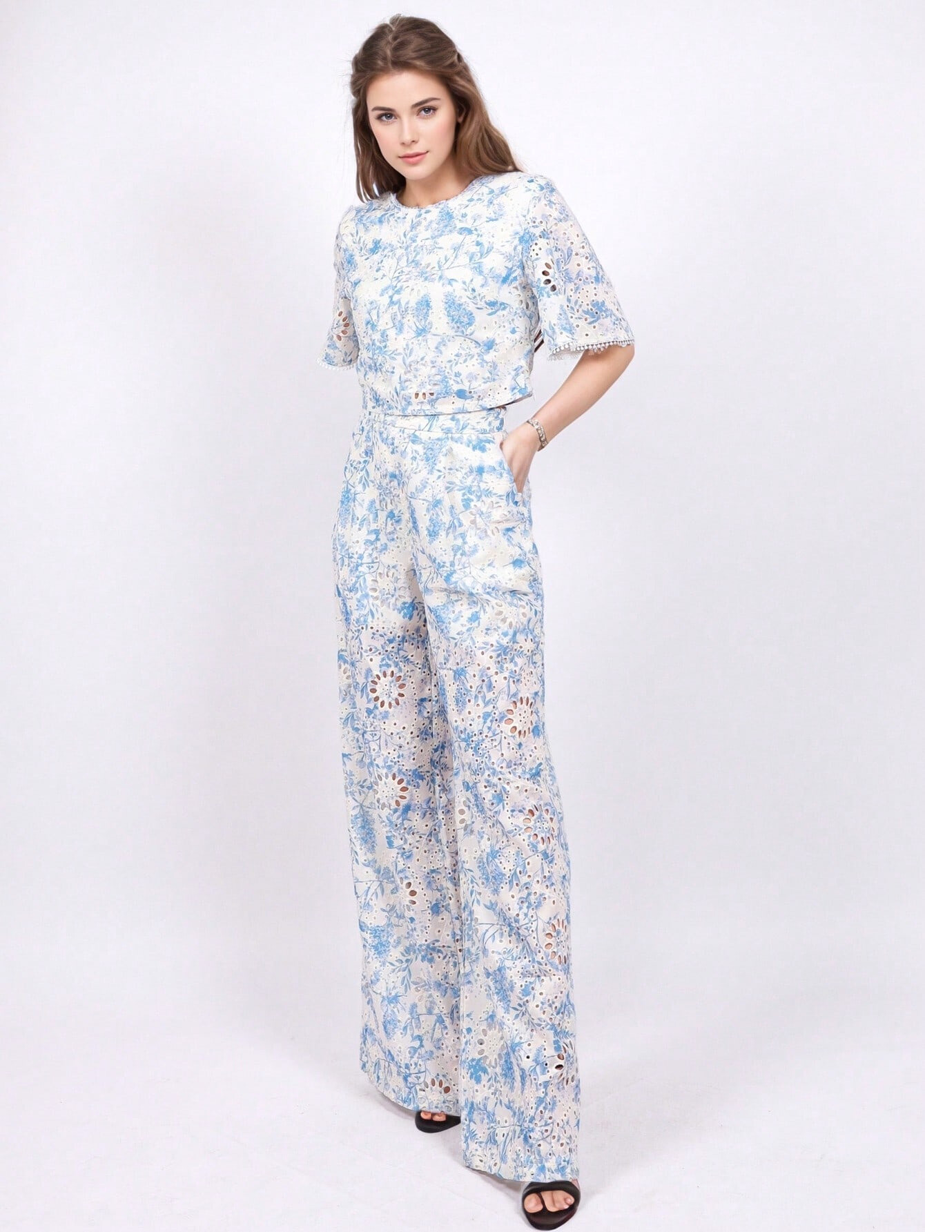 Wholesaler Remix - Complete/2 pieces top and embroidered casual pants