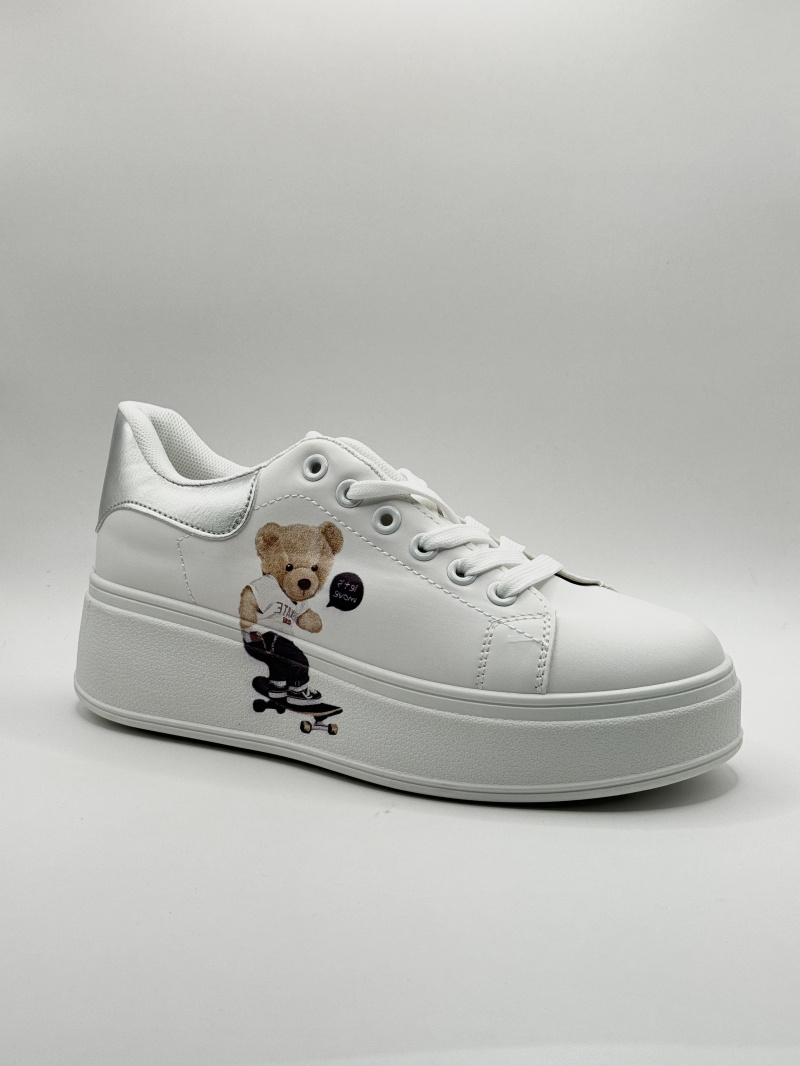 Wholesaler Renda - Casual and comfortable trainers