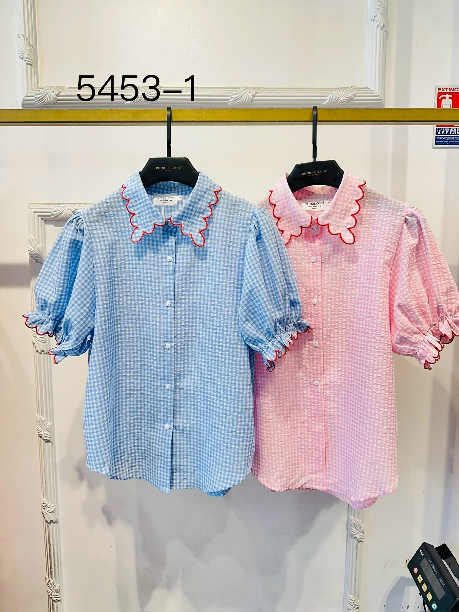 Grossiste Retro&Icone - Blouse Vichy Volant