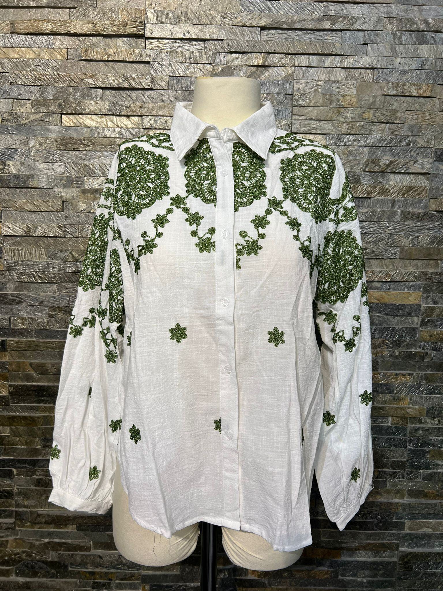 Großhändler Revd'elle - Weißes Hemd bestickt mit Blumenmustern - Eleganz & Charakter