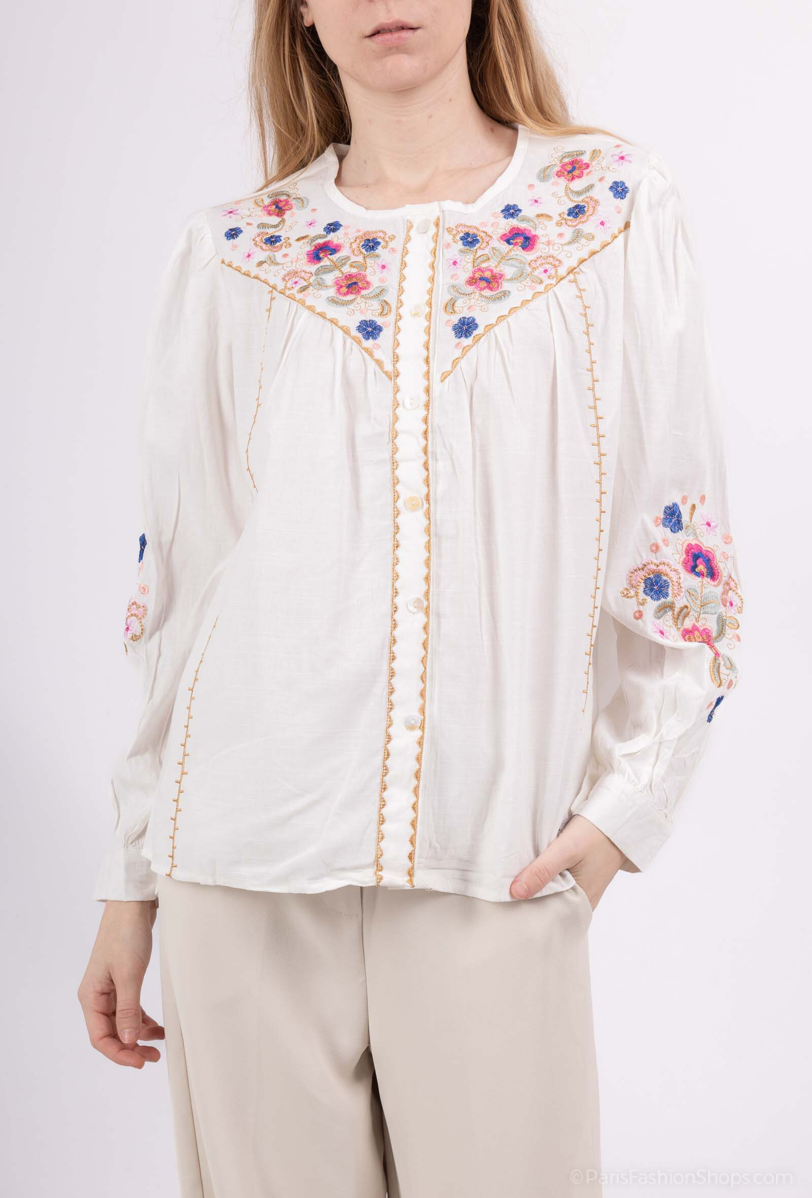 Wholesaler Revd'elle - Revd'elle - Shirt with Fleuri Embroidery Round Col