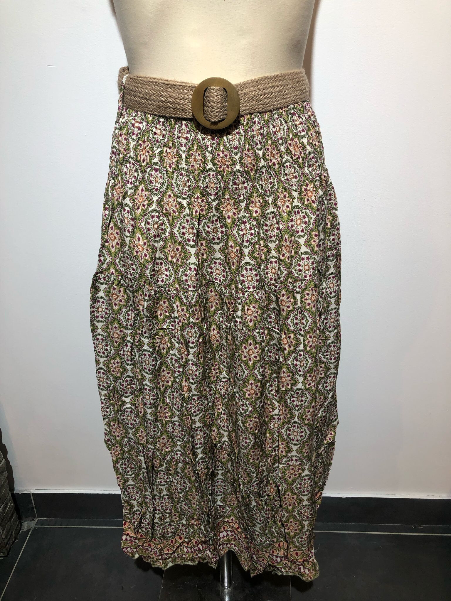 Wholesaler Revd'elle - Revd'elle - Skirt with Mandala print with belt