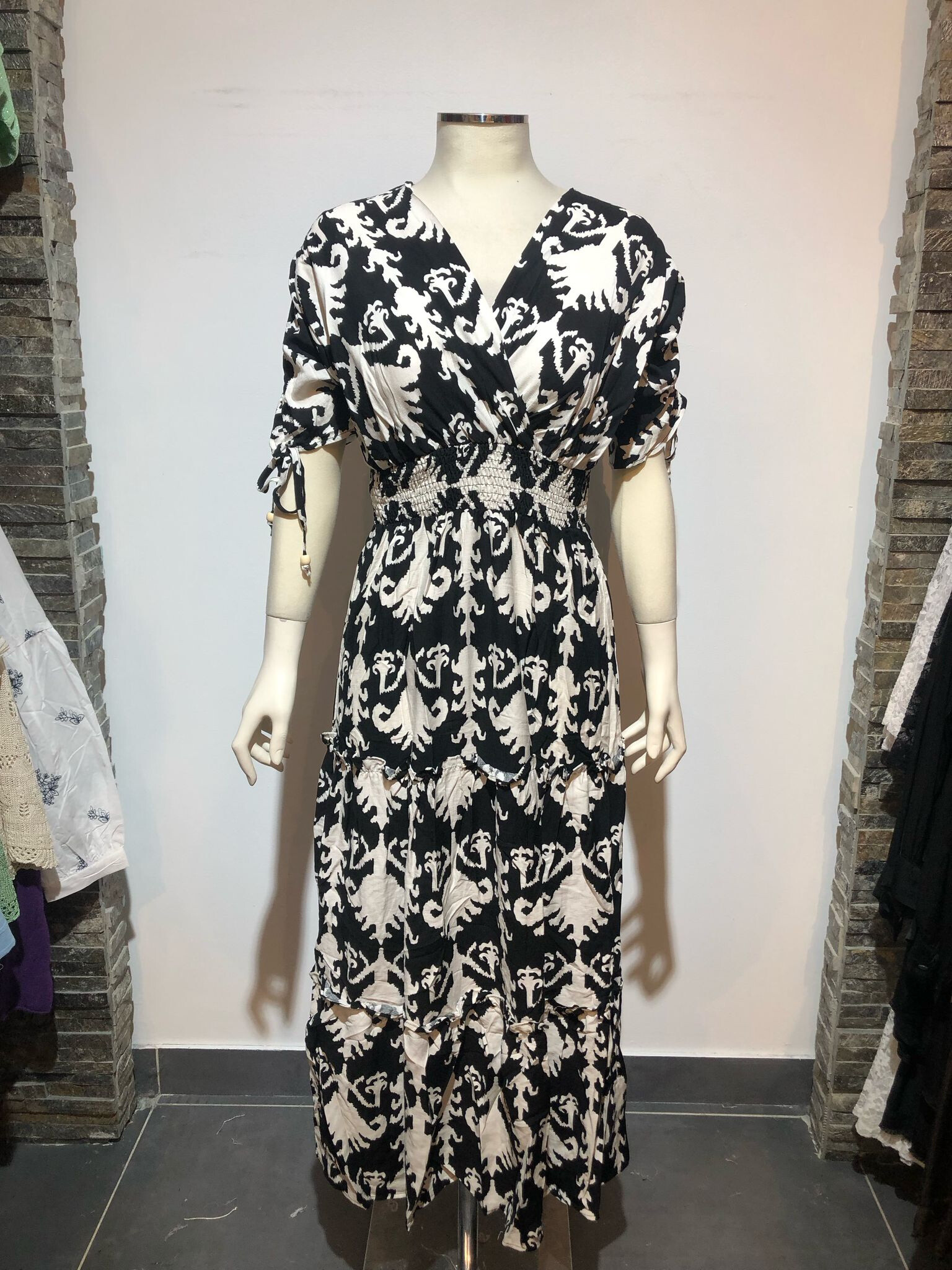 Wholesaler Revd'elle - Revd'elle - Long Dress V -neck with print