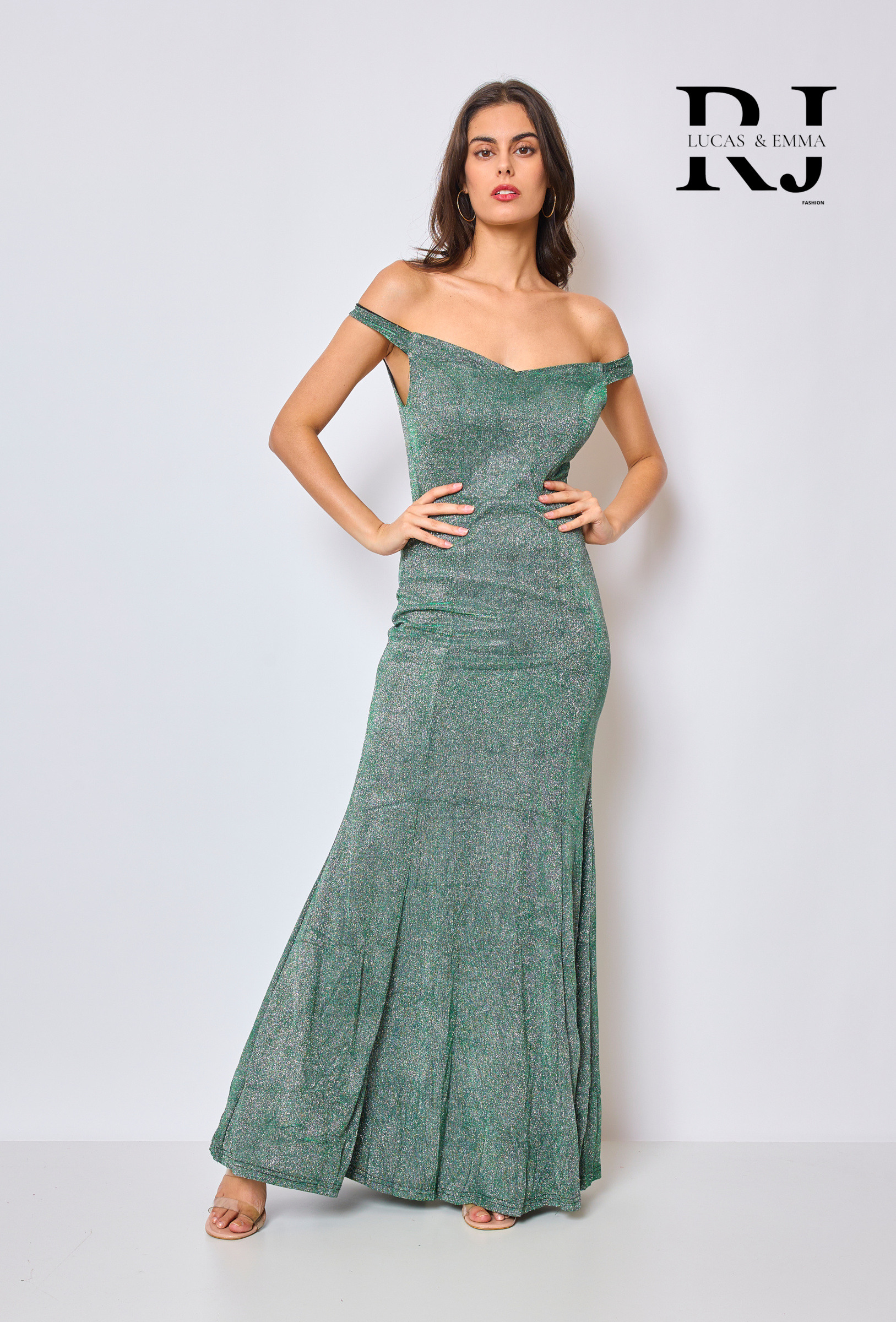 Mayorista REVEROSE by Lucas & Emma - Vestido de ceremonia elegante con corte refinado