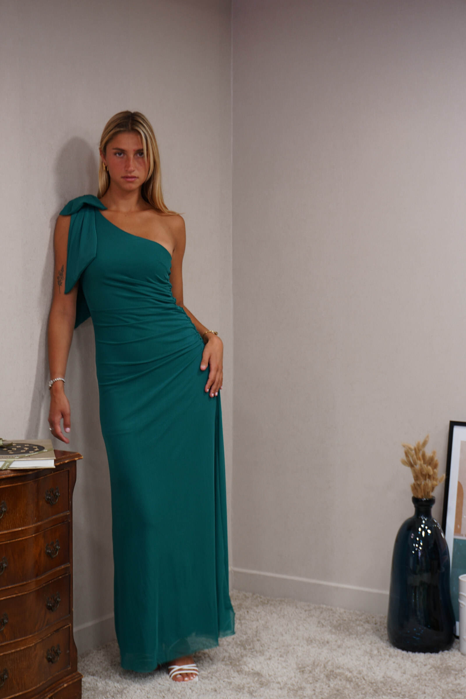 Wholesaler REVEROSE by Lucas & Emma - Elegant ceremony dress with refined cut
