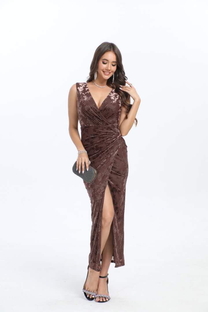 Mayorista REVEROSE by Lucas & Emma - Elegante vestido de noche de terciopelo con abertura y estampado