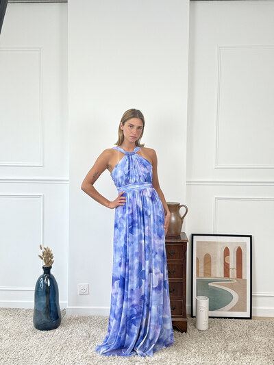 Wholesaler REVEROSE by Lucas & Emma - Elegant ceremony dress with refined cut Wholesaler REVEROSE by Lucas & Emma - Elegant ceremony dress with refined cut