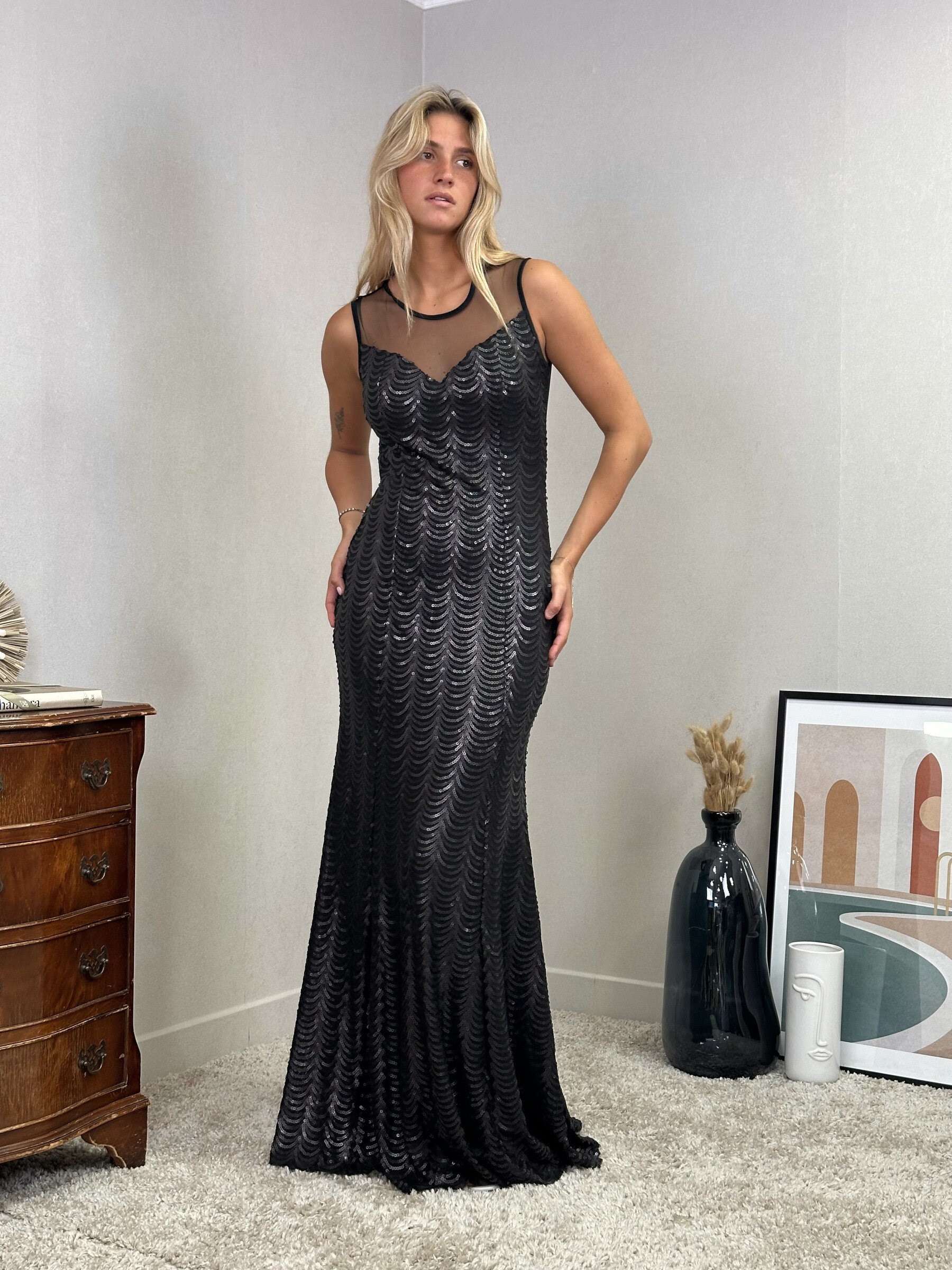 Wholesaler REVEROSE by Lucas & Emma - Elegant ceremony dress with refined cut