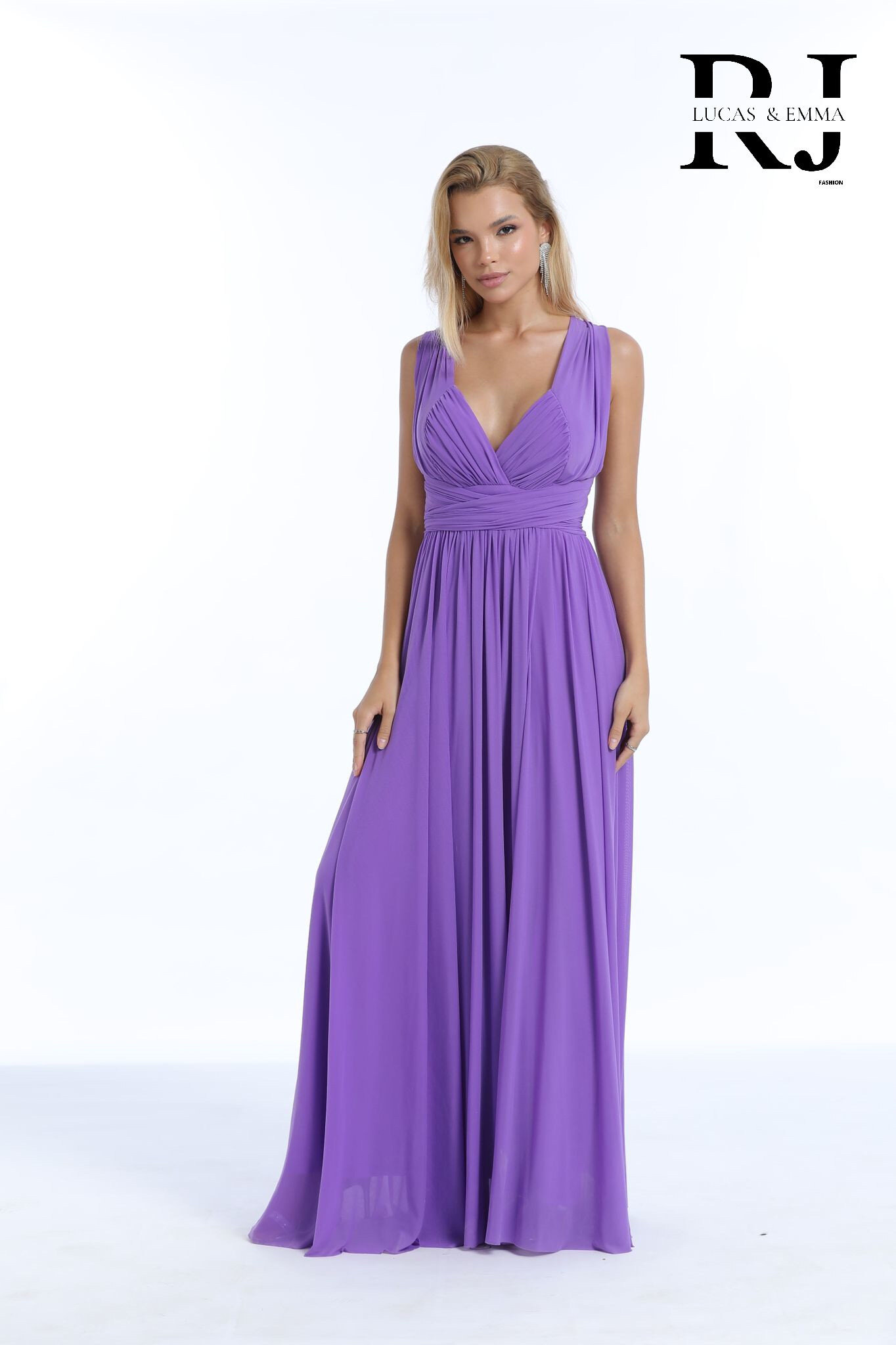 Grossiste REVEROSE by Lucas & Emma - Robe de cérémonie élégante à coupe raffinée